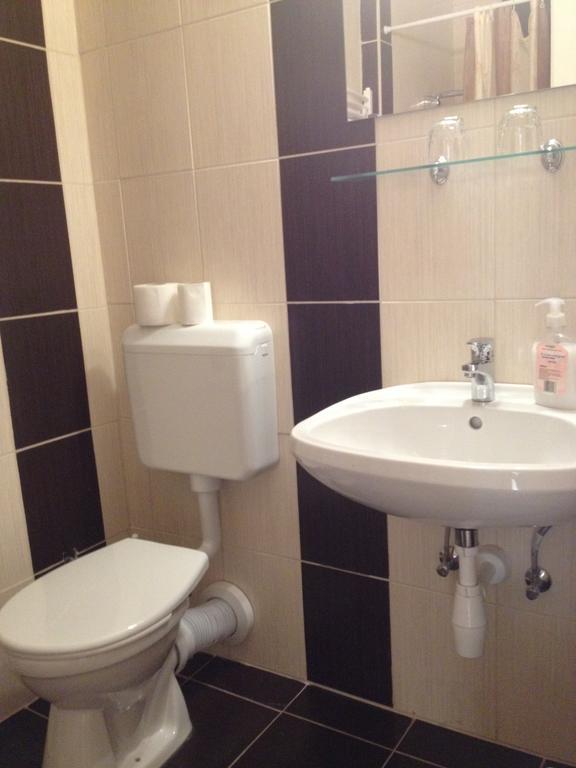 Hotel Family Balatonföldvár Habitación foto