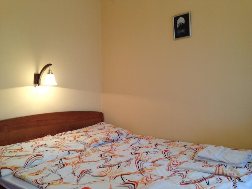 Hotel Family Balatonföldvár Habitación foto