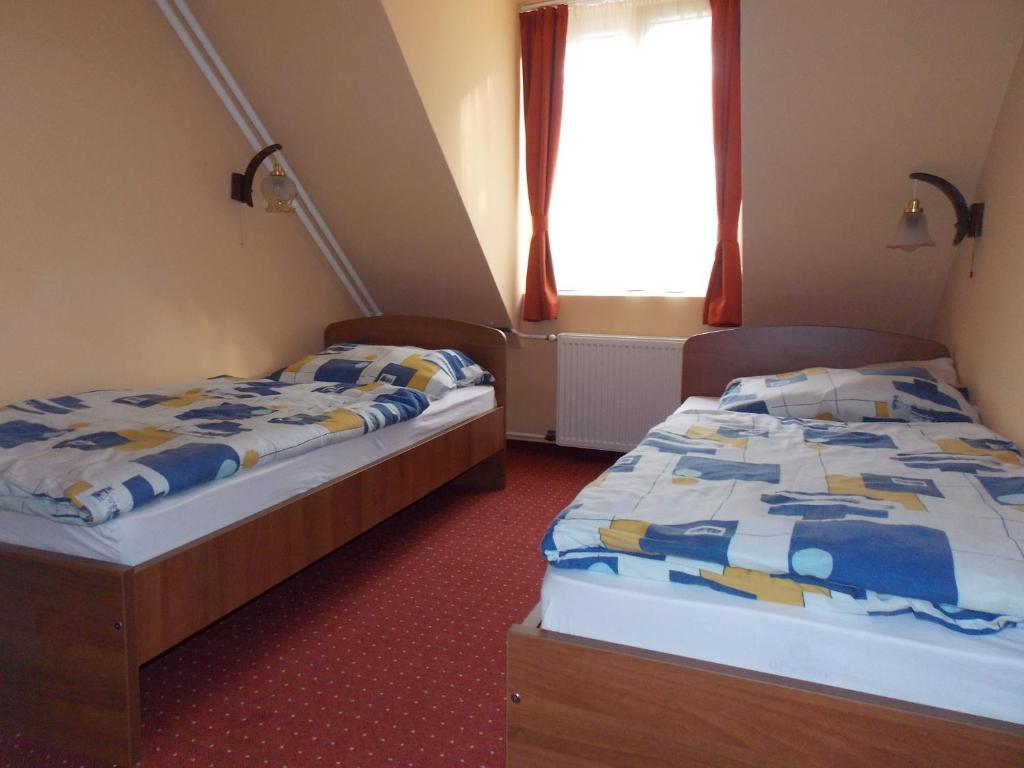 Hotel Family Balatonföldvár Habitación foto